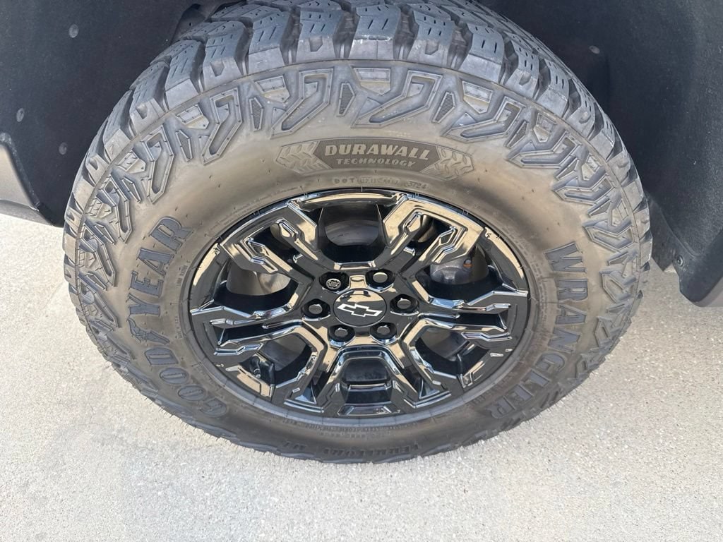 chevrolet silverado 1500 2025 3GCUKHEL6SG146219 image chevrolet silverado 1500 2025 3GCUKHEL6SG146219 image